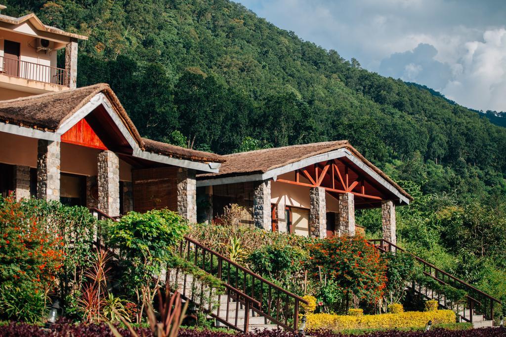 Sterling Corbett Hotel Garjia Exterior foto