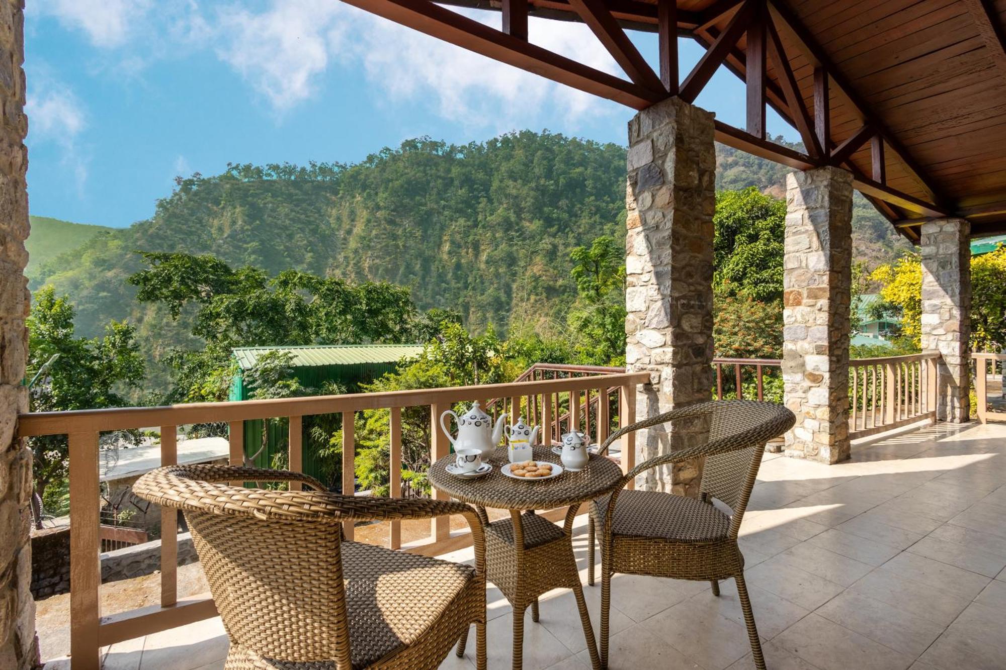Sterling Corbett Hotel Garjia Exterior foto